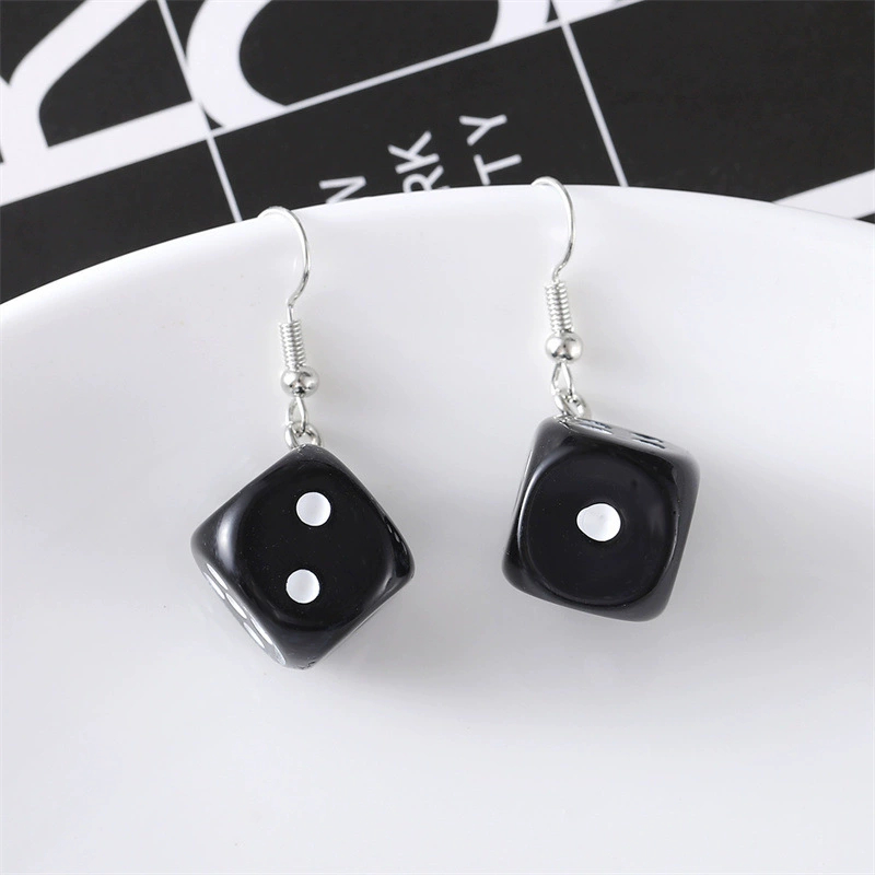 Creative White Black Dice Resi - Party Games Gamecube incelemesi ve fiyatı